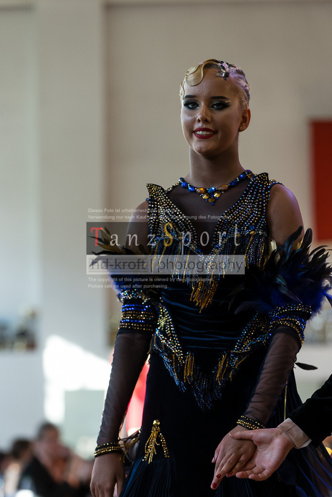 20240615_DM-Jun2-Kombi_11335 | Tanzsportbilder, Standardtanz, Lateintanz, WDSF, DTV, LTVB, dancecomp, goc, hessen tanzt, blaues band der spree, walzer, tango, wiener walzer, slowfox, quickstepp, samba, rumba, cha-cha-cha, paso doble. jive, hd-kroft photography, turniertanzsport