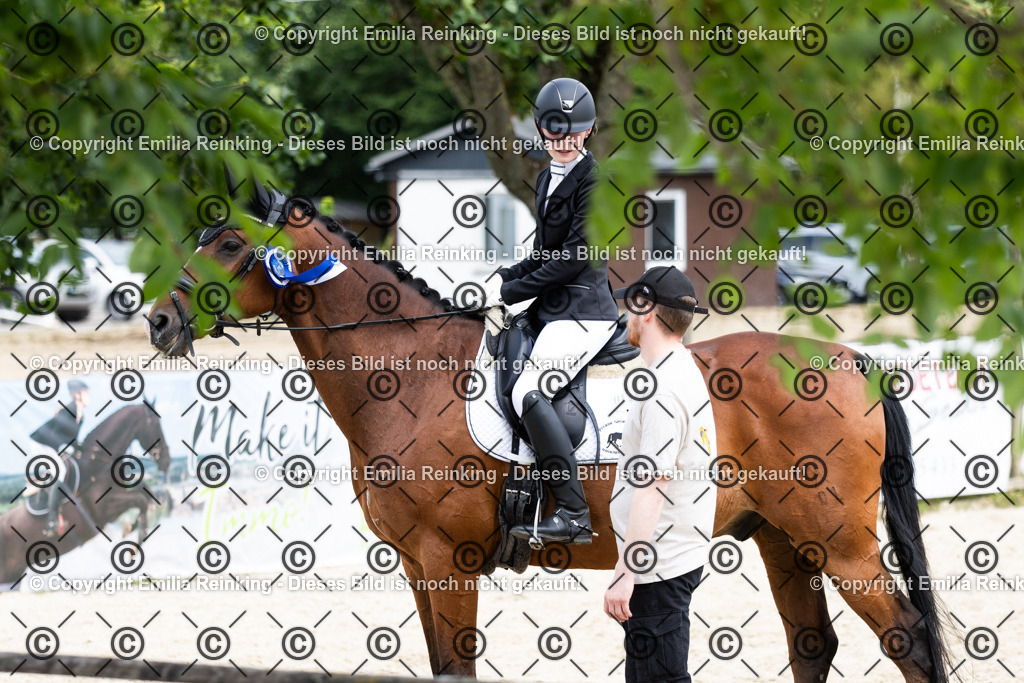 CL5A3778 | Emilia Reinking Fotografie - Realisiert mit Pictrs.com