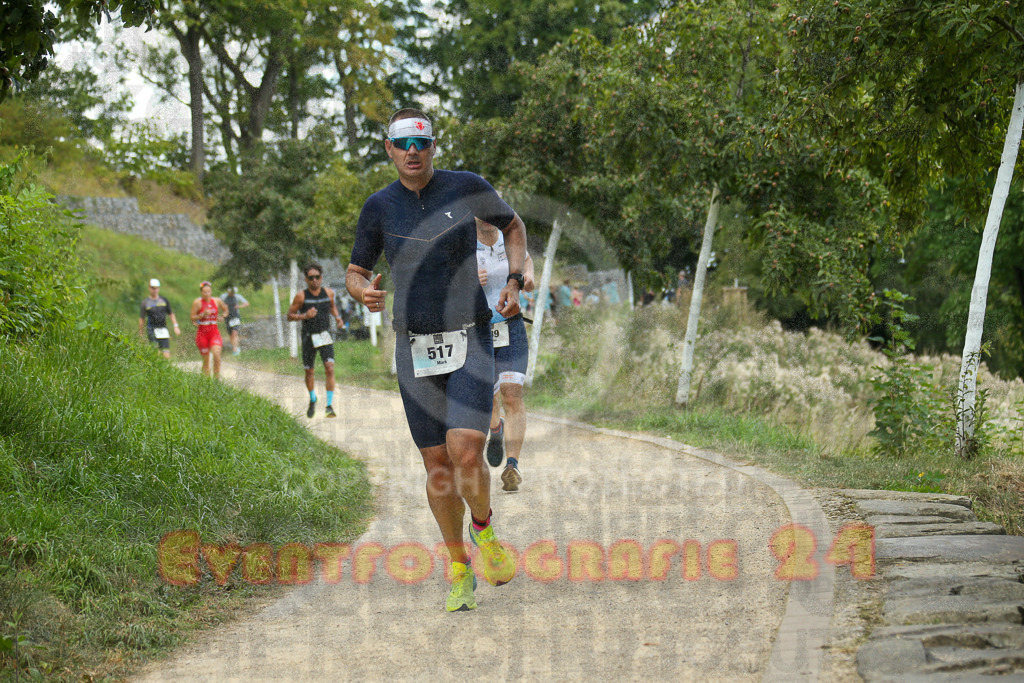 250824_1354_EX1_4205 | Sportfotografie im Rhein-Sieg Kreis, Köln, Bonn, NRW, Rheinland Pfalz, Hessen, etc. Unser Tätigkeitsfeld umfasst den Laufsport vom Volkslauf über den Marathon, Duathlon, Triathon bis zum Ultralauf wie Kölnpfad Ultra oder Schindertrail.