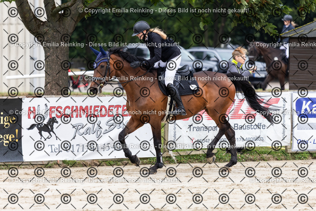 CL5A8827 | Emilia Reinking Fotografie - Realisiert mit Pictrs.com