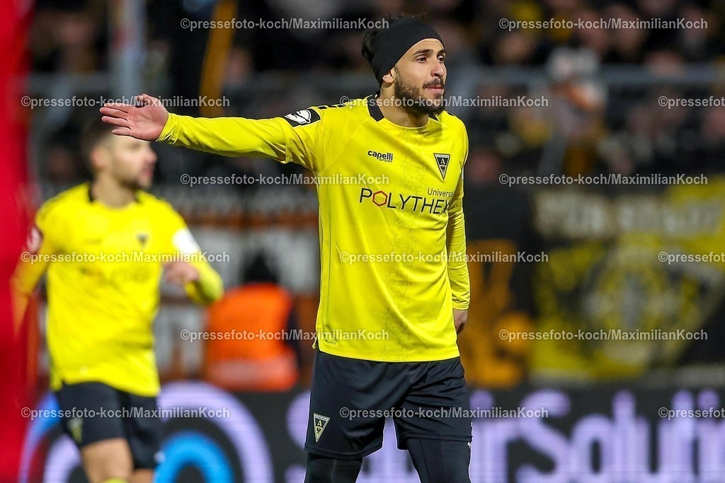 FCVK14022502124 | 14.02.2025, Fußball, FC Viktoria Köln – Alemannia Aachen, 3.Liga, Sportpark Höhenberg, Saison 2024 2025: Anas Bakhat (Alemannia Aachen #10)DFB regulations prohibit any use of photographs as image sequences and or quasi-video.