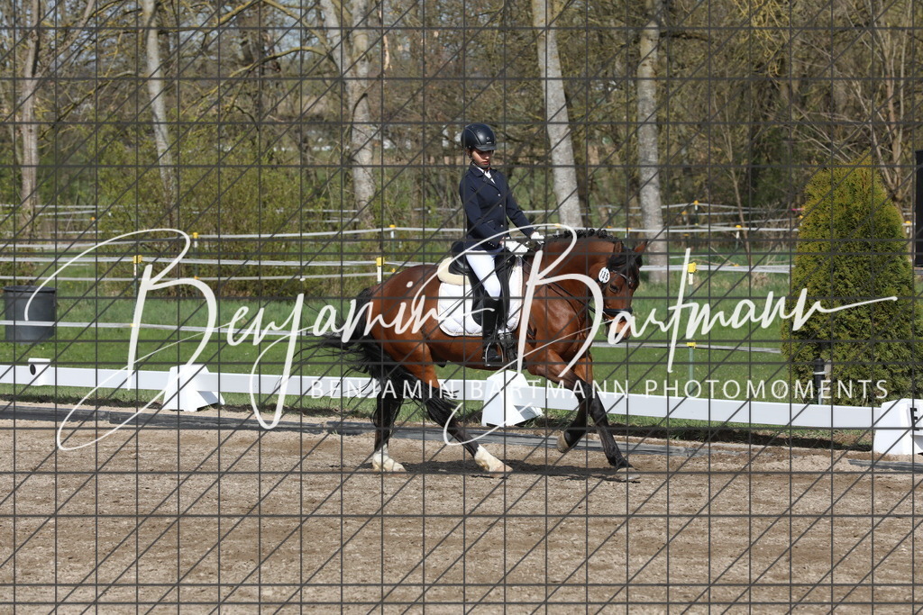 AZ2A3006 | Benjamin Bartmann Photomoments