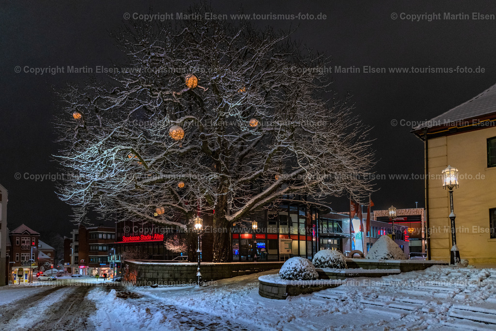 Stade Pferdemarkt Sparkasse_Schnee_ELS_7322150221 | Fotos aus den Touristenorten aus Norddeutschland. - Realisiert mit Pictrs.com