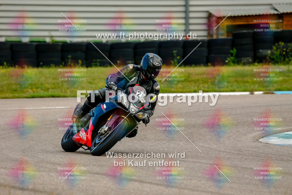 Chambley Juli-0047 | Hier findet Ihr Bilder von Touristenfahrten auf der Nürburgring Nordschleife oder von anderen Veranstaltungen die ich besucht habe. Viel Spass beim Durch Schauen 