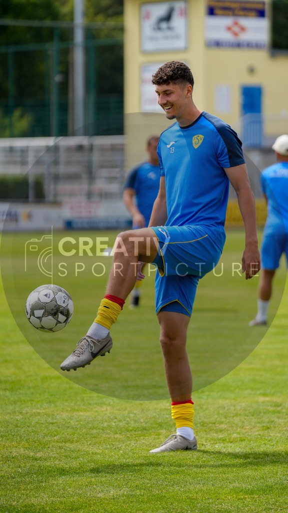 Fußball, Herren, Saison 2025/2026, 3. Luckenwalder Turmpokal, Werner-Seelenbinder-Stadion Luckenwalde, Spiel: FSV 63 Luckenwalde vs. F.C. Hansa Rostock U19,  | Fußball, Herren, Saison 2025/2026, 3. Luckenwalder Turmpokal, Werner-Seelenbinder-Stadion Luckenwalde, Spiel: FSV 63 Luckenwalde vs. F.C. Hansa Rostock U19,  Im Bild: Quentin Seidel (Luckenwalde) - Realisiert mit Pictrs.com