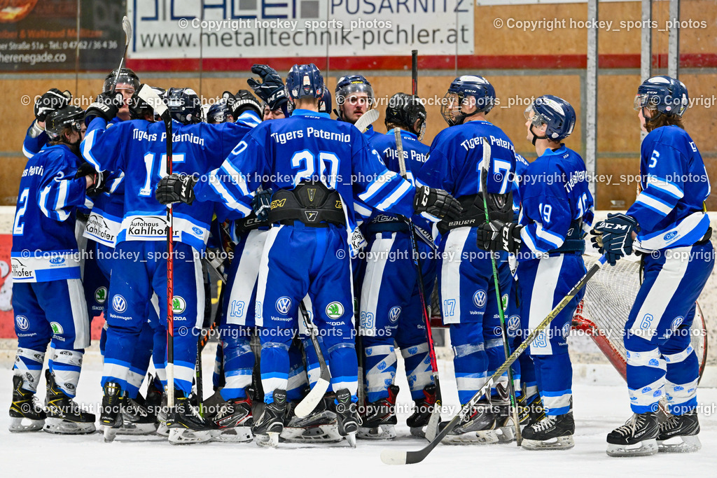 EC Tigers Paternion vs. EC Virgen 12.2.2023 | EC Paternion Mannschaft Jubel
