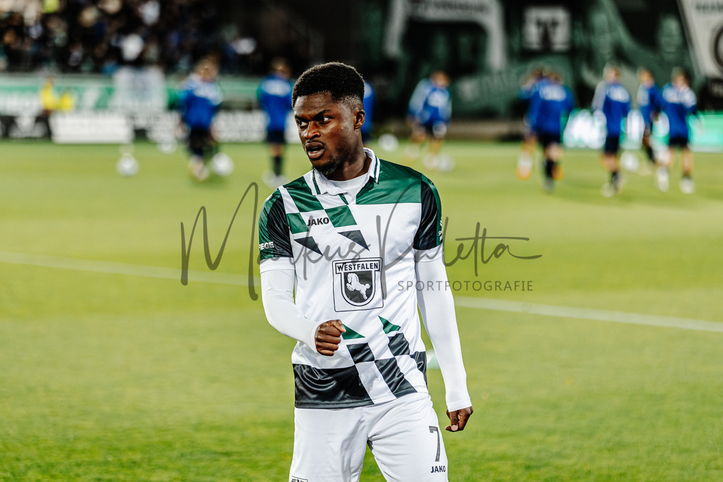 2. Bundesliga, Saison 2024/25, 7. Spieltag: SC Preußen Münster - FC Schalke 04 | Münster, 28.09.2024: 2. Bundesliga, 7. Spieltag, SC Preußen Münster gegen FC Schalke 04 im LVM-Preußenstadion in Münster. Foto: sportfotografie.ms | Markus Paletta - Realisiert mit Pictrs.com