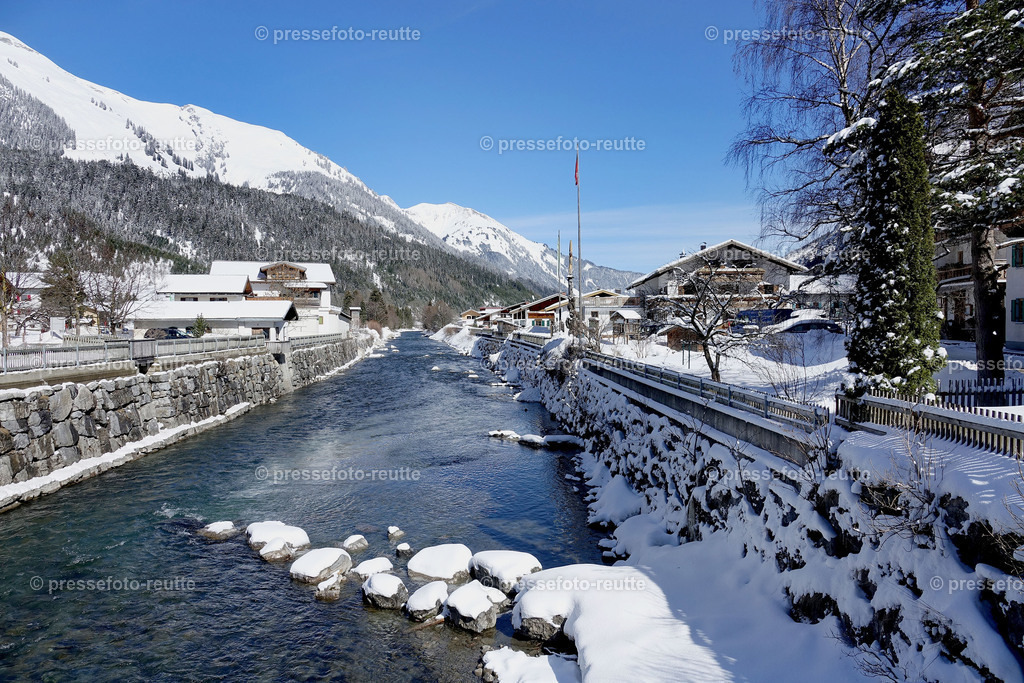 welltvi-Steeg-Lech-Winter-DSC07471 | Info aus dem Bezirk Reutte/Ausserfern Tirol sowie eine umfangreiche Bilddatenbank über die gesamte Region: Lechtal, Talkessel Reutte, Tannheimertal, Zwischentoren. Lech, Plansee, Zugspitze, Grenztunnel, B179, Fernpassstraße, Verkehr, Lawinen, Tradition, - Realisiert mit Pictrs.com