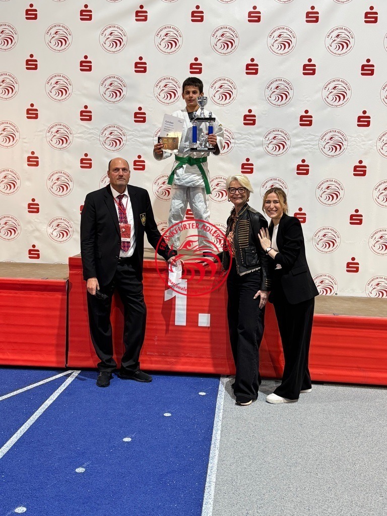 IMG_2497 | Fotos vom Adler Cup - Pictures from Adler Cup

Hier findet Ihr alle Eindrücke und großen Momente der Adler Cup Wochenenden. Here you will find all impressions and great moments of the Adler Cup weekends. - Realisiert mit Pictrs.com