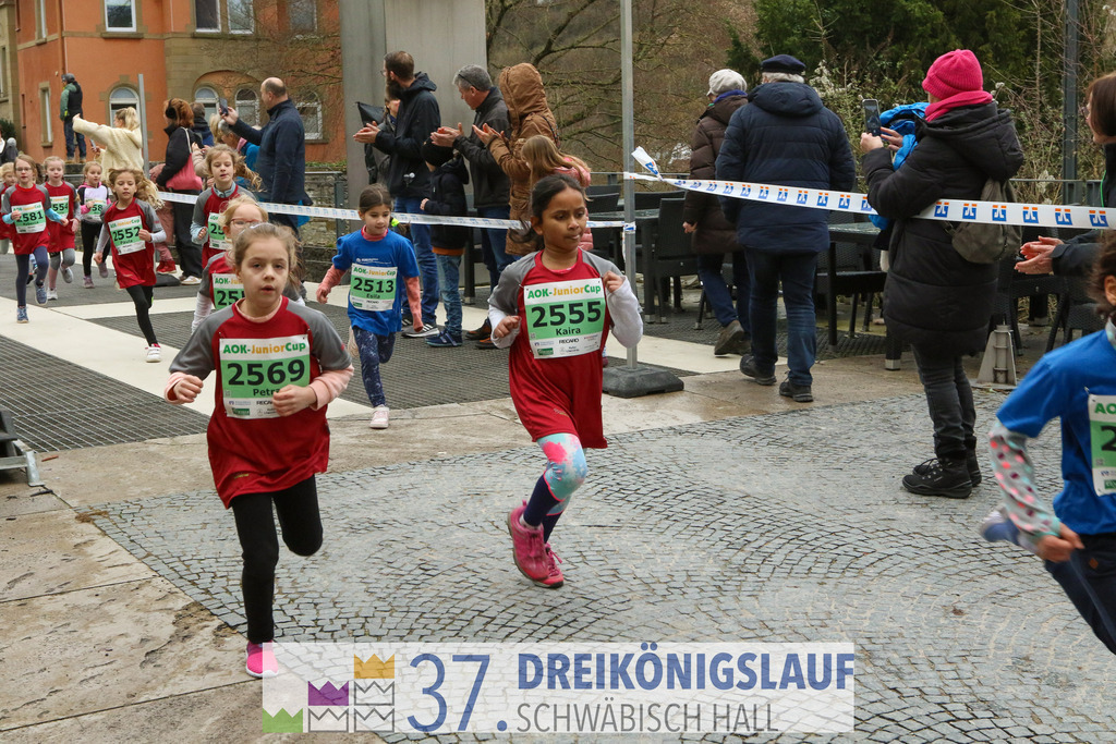 AOK JuniorCup 400m | 3Koenigslauf 2023 - Realisiert mit Pictrs.com