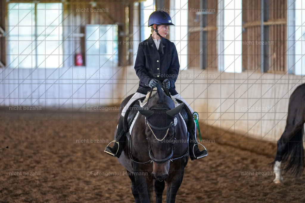 20230916-FAH08570 | Landsberg am Lech 2023, Turnierbildern, Turnierbilder Bayern, Reitsportfotograf, Pferdefotograf Bayern, Turnierfotos Landsberg, Fotoagentur Herrmann, Turnierfotografen Bayern