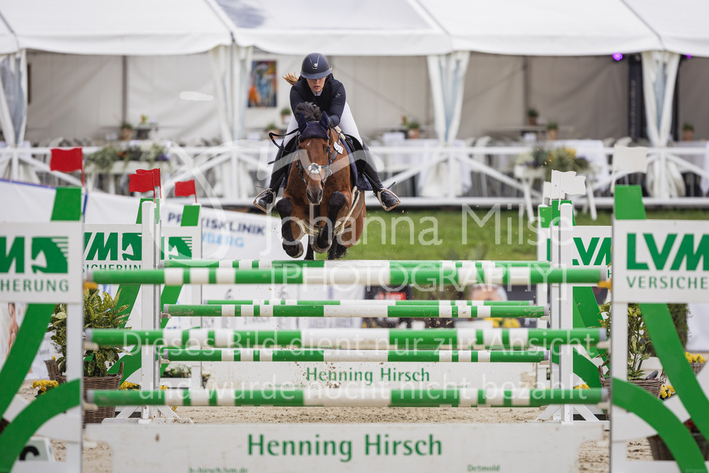 230730_BHO_M2-Spr_1-442 | Deine schönsten Turniermomente als professionelle Fotos! Entdecke hochwertige Pferdesport-Fotografie im Online-Shop. Jetzt Fotos finden & bestellen!