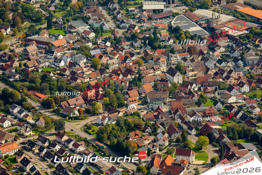 Luftaufnahme der Stadt Sulzbach an der Murr - Die Luftaufnahme wurde 2025 vom UL-Flugzeug heraus erstellt ( keine Drohne ) - Hochauflösende Luftaufnahme - für professionelle Ausdrucke geeignet. Die Geschenkidee !Mit Lizenz und Bildrechte bestellbar