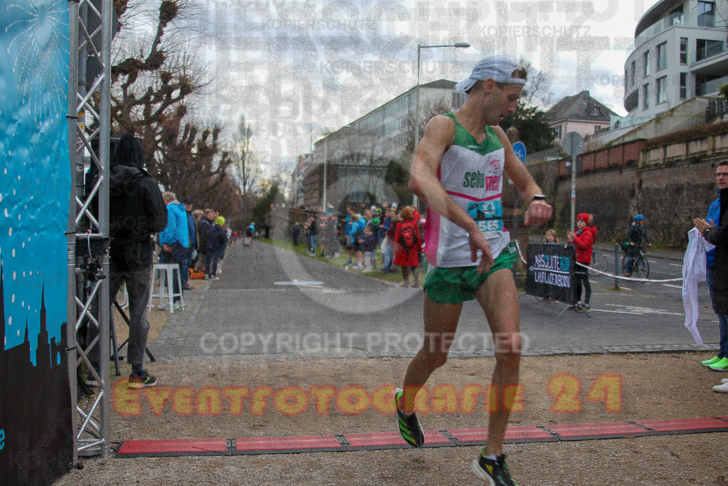 221231_1142_EV4_7505 | Sportfotografie im Rhein-Sieg Kreis, Köln, Bonn, NRW, Rheinland Pfalz, Hessen, etc. Unser Tätigkeitsfeld umfasst den Laufsport vom Volkslauf über den Marathon, Duathlon, Triathon bis zum Ultralauf wie Kölnpfad Ultra oder Schindertrail.