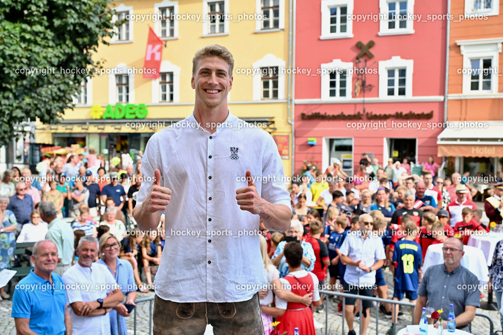 Empfang Heiko Gigler in Gmünd | Empfang Heiko Gigler in Gmünd, Empfang Heiko Gigler in Gmünd am 14.08.2024 in Gmünd (Hauptplatz Gmünd), Austria, (Photo by Bernd Stefan)