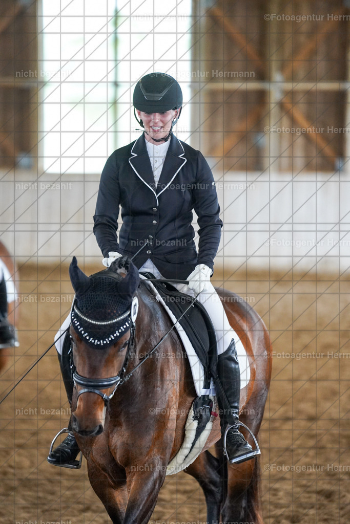 20230520-FAH05350 | Frühjahrsturnier, Landsberg am Lech, 2023, Reitclub Landsberg, Turnierbilder, Fotos Turnier Landsberg, Fotoagentur Herrmann, Turnierfotografen Bayern, Reitsport Fotograf, Pferde Fotograf