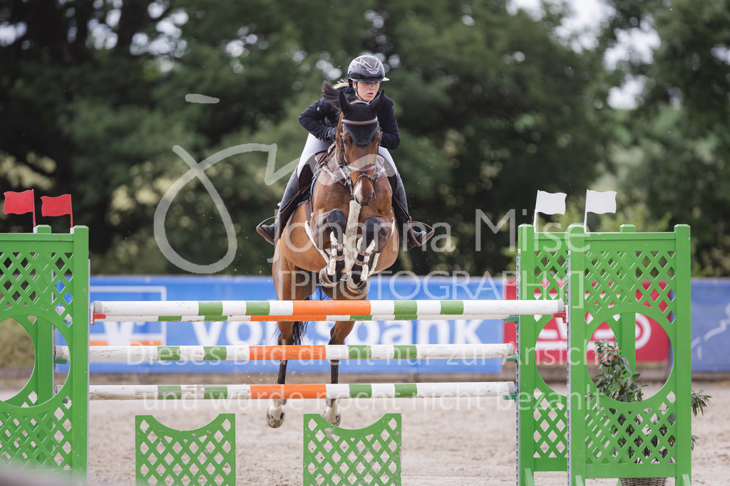 220611_LüPfSpTa_M2-Spr-433 | Lützower Pferdesporttage
Springprüfung Kl. M**
11.06.2022