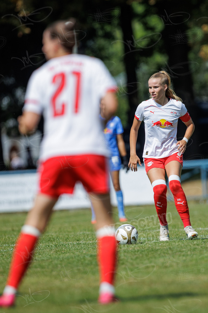 1. FC Rodewisch vs. RasenBallsport Leipzig II | Sachsenlotto Landespokal Frauen Ausscheidungsrunde 2026/27: 1. FC Rodewisch vs. RasenBallsport Leipzig II - Realisiert mit Pictrs.com
