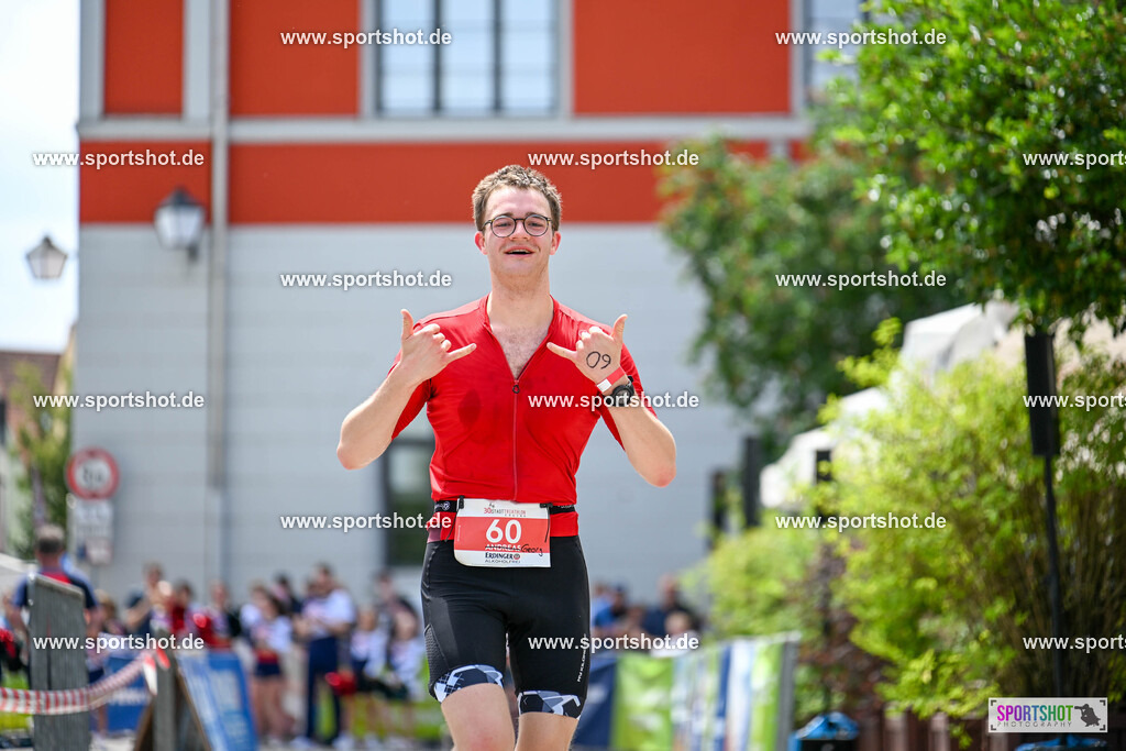 SZI_6774 | Stadttriathlon Erding 2025. #yourpictrs #sportshot_your_pictrs @Sportshotphotography #stadttriathlonerding Copyright: www.sportshot.de