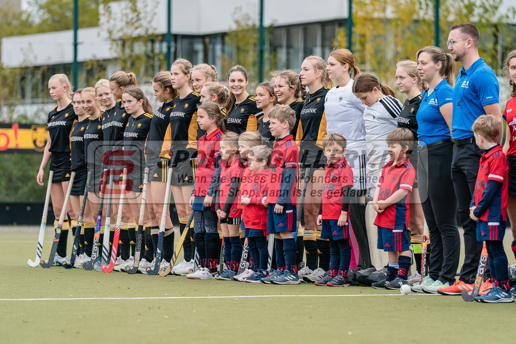 HK_20231022_903084 | Platz 3 Deutsche Meisterschaft Feld WU16 Berliner HC - Harvestehuder THC am 22.10.2023 DHC, Düsseldorf ,