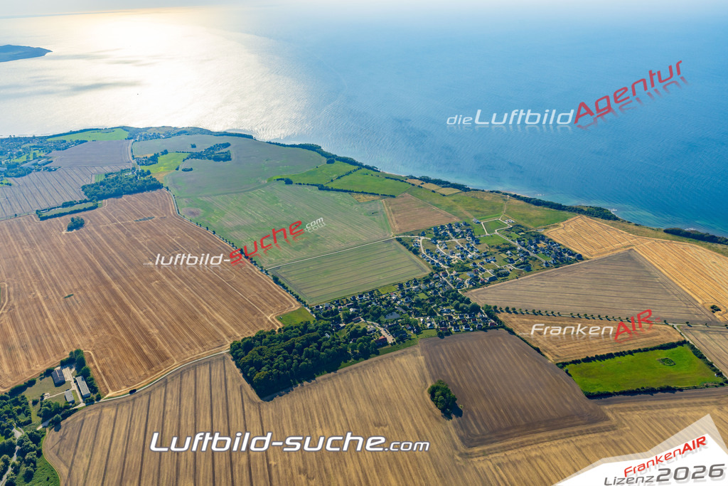 Luftaufnahme  Dranske - Die Luftaufnahme wurde 2025 vom UL-Flugzeug heraus erstellt ( ohne Drohne ) - Hochauflösende Luftaufnahme - für professionelle Ausdrucke geeignet. Die Geschenkidee !Mit Lizenz und Bildrechte bestellbar