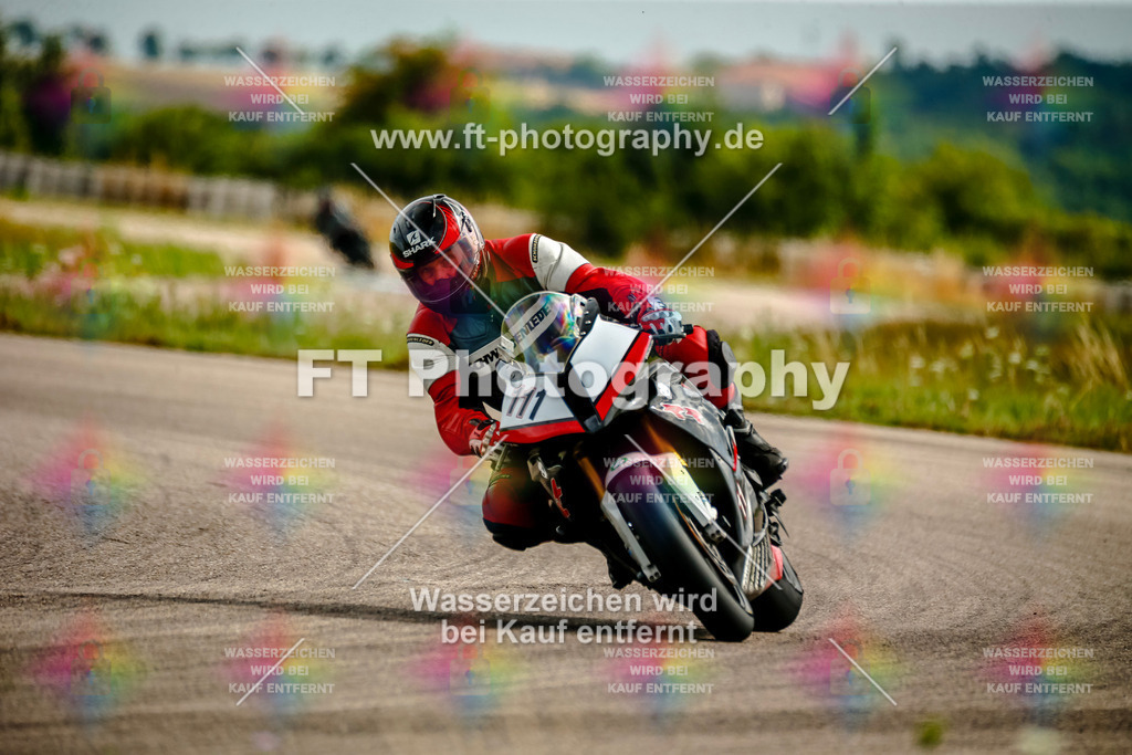 Chambley Juli-2449 | Hier findet Ihr Bilder von Touristenfahrten auf der Nürburgring Nordschleife oder von anderen Veranstaltungen die ich besucht habe. Viel Spass beim Durch Schauen 