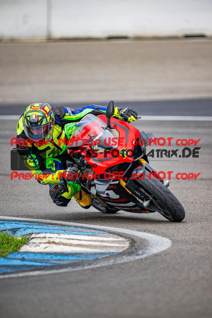 MaZZes_FotoMatrix_240702_6007705_7513 | GELB