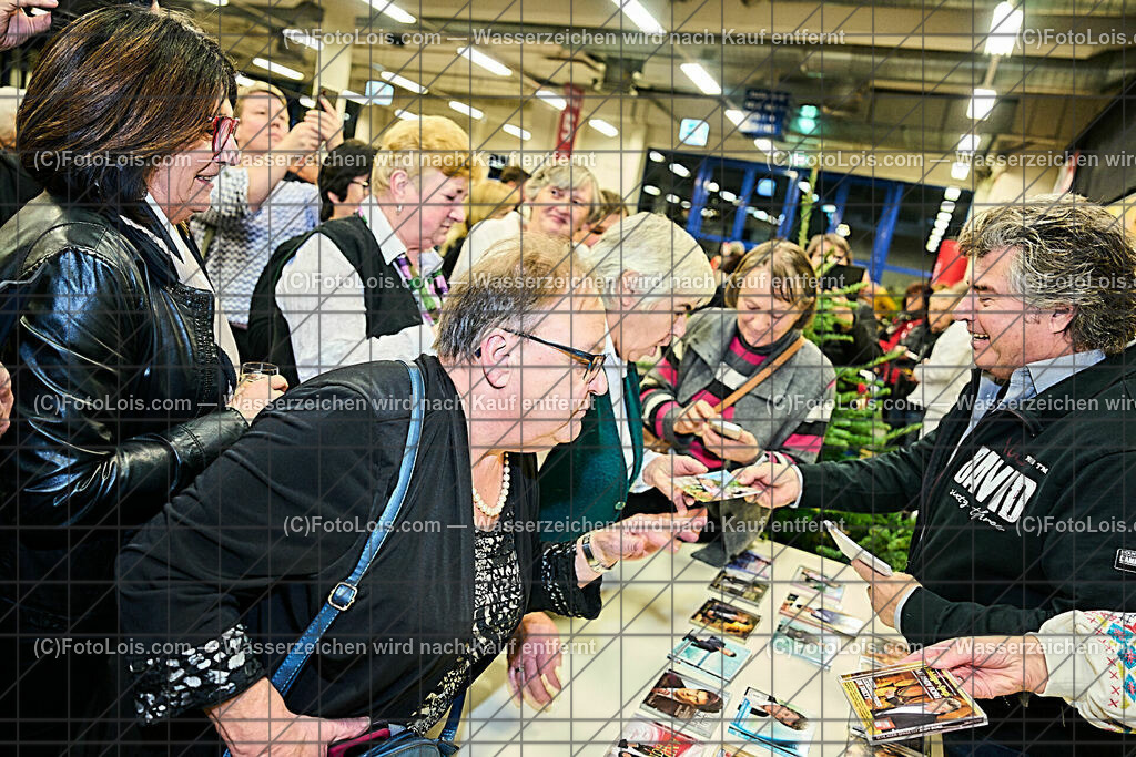 ALP0448_STAR-WEIHNACHT_NV-Forum_Borg Andy | (C)FotoLois.com, Alois Spandl, Volkstümliche STAR-WEIHNACHT MIT Sigrid & Marina, NOCKIS, Andy Borg und Die Edlseer im NV-Forum Wieselburg, So 18. Dez. Dezember 2022.