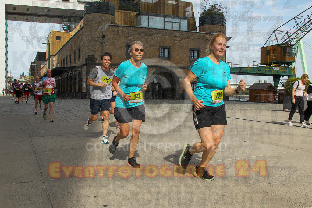250920_1327_EV4_5639 | Sportfotografie im Rhein-Sieg Kreis, Köln, Bonn, NRW, Rheinland Pfalz, Hessen, etc. Unser Tätigkeitsfeld umfasst den Laufsport vom Volkslauf über den Marathon, Duathlon, Triathon bis zum Ultralauf wie Kölnpfad Ultra oder Schindertrail.