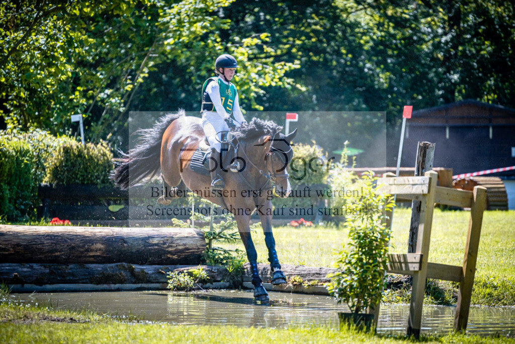 A1_Vielseitigkeitsturnier Melle Oldendorf-15c-0201 | Entdecke hochwertige Reitturnierfotos von Foto Oger. Professionell, emotional und authentisch – jetzt Lieblingsmomente im Shop bestellen.Deutschlandweite Turnierfotografie. - Realisiert mit Pictrs.com