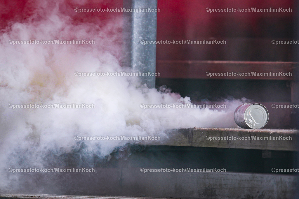 Koe3Liga24022402085 | 24.02.2024, Köln, Fußball, bwin 3. Liga Herren, Sportpark Höhenberg, 27. Spieltag, Saison 2023 2024, FC Viktoria Köln – SV Sandhausen: Mehrere Rauchtöpfe werden im Fanblock der Viktoria Ultras gezündet. 
DFB regulations prohibit any use of photographs as image sequences and or quasi-video.