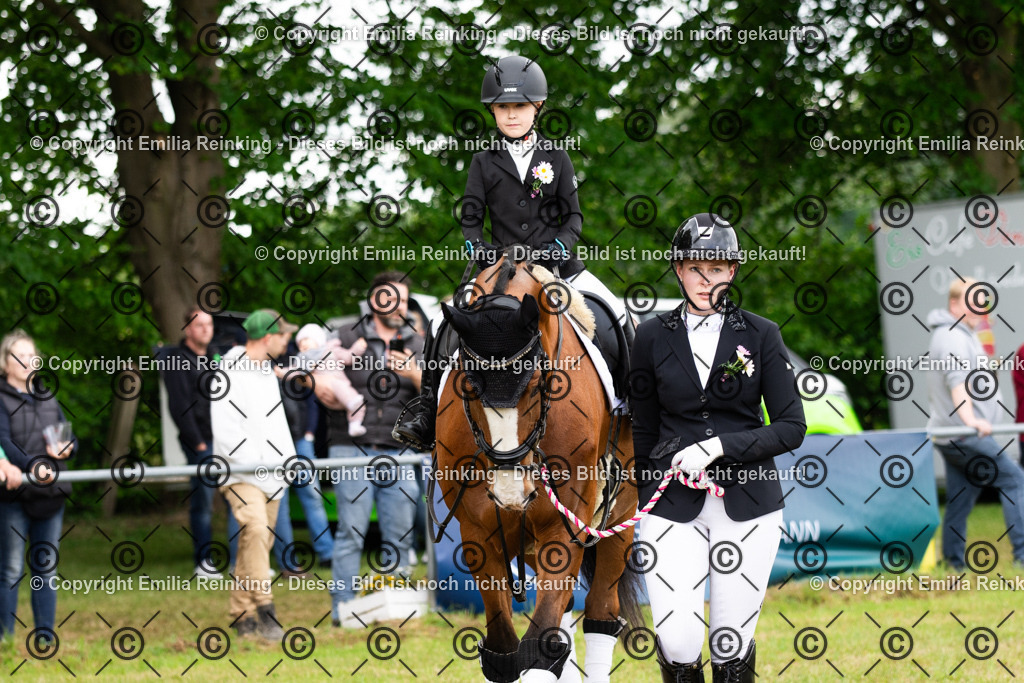 CL5A9250 | Emilia Reinking Fotografie - Realisiert mit Pictrs.com