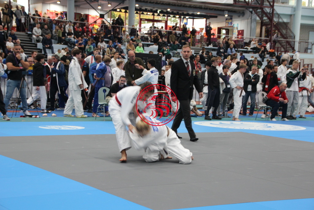 IMG_1126 | Fotos vom Adler Cup - Pictures from Adler Cup

Hier findet Ihr alle Eindrücke und großen Momente der Adler Cup Wochenenden. Here you will find all impressions and great moments of the Adler Cup weekends. - Realisiert mit Pictrs.com