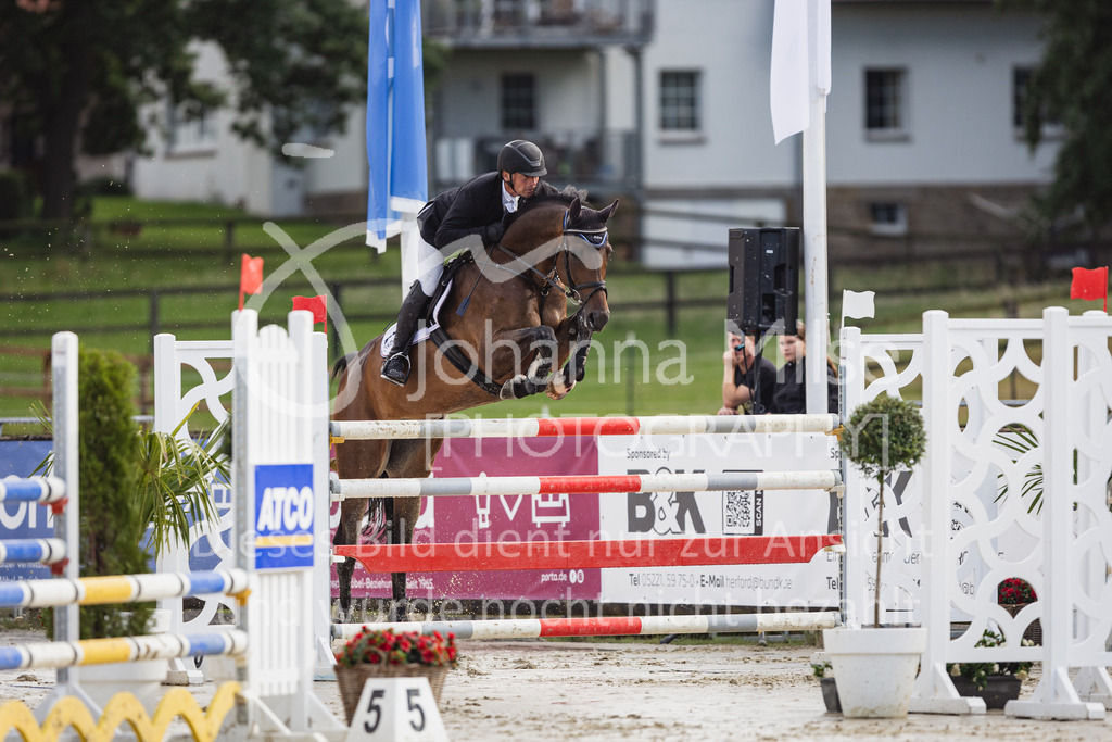 230729_BHO_S1-Spr-873 | Deine schönsten Turniermomente als professionelle Fotos! Entdecke hochwertige Pferdesport-Fotografie im Online-Shop. Jetzt Fotos finden & bestellen!