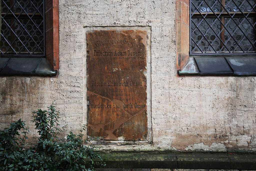 Bildlexikon Leipzig - Nikolaikirche | Das Team hinter BILDLEXIKON LEIPZIG bündelt historische wie aktuelle Informationen über die Stadt Leipzig in Text und Bild auf einer Plattform und stellt diese der interessierten Öffentlichkeit zur Verfügung.