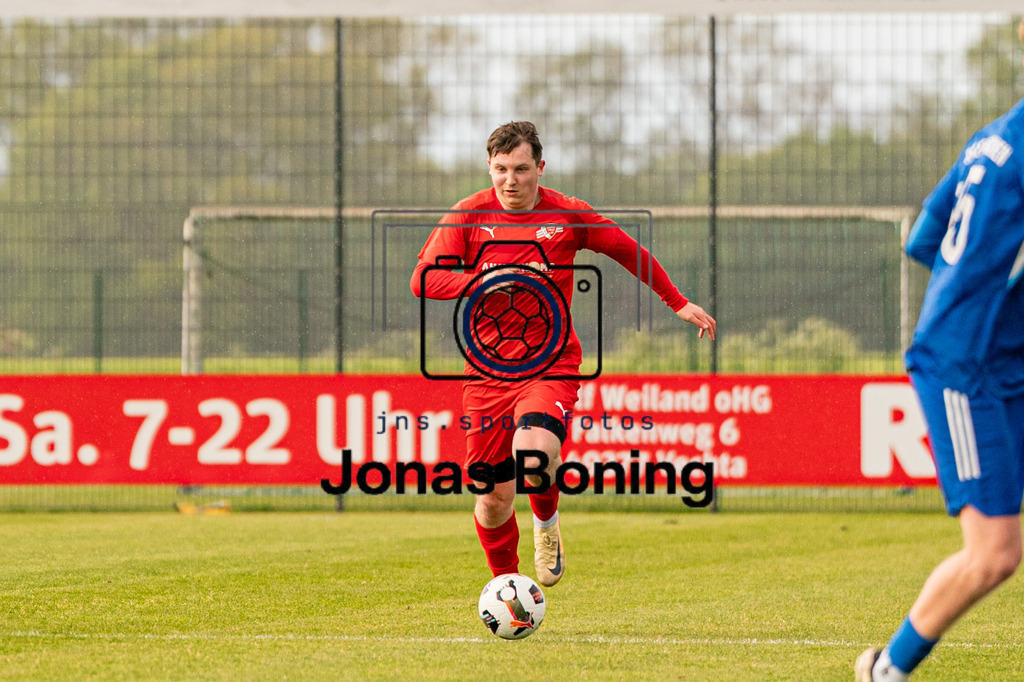Fußball I Herren I Saison 2025-2026 I Kreisliga VEC I 27. Spieltag I VFL Oythe II - TUS Neuenkirchen I 03502 | jns.sportfotos - Realisiert mit Pictrs.com