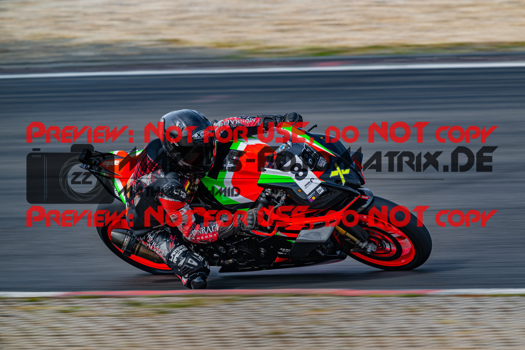 MaZZes_FotoMatrix_230719_9672 | WEISS