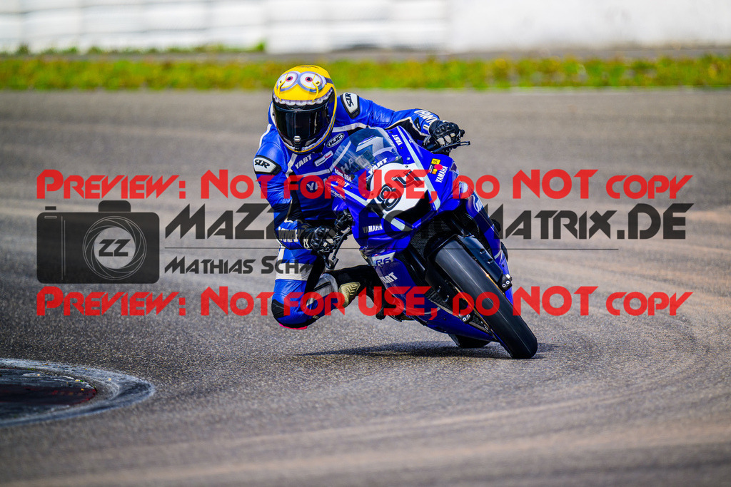 MaZZes_FotoMatrix_240910_6007705_2568 | GELB