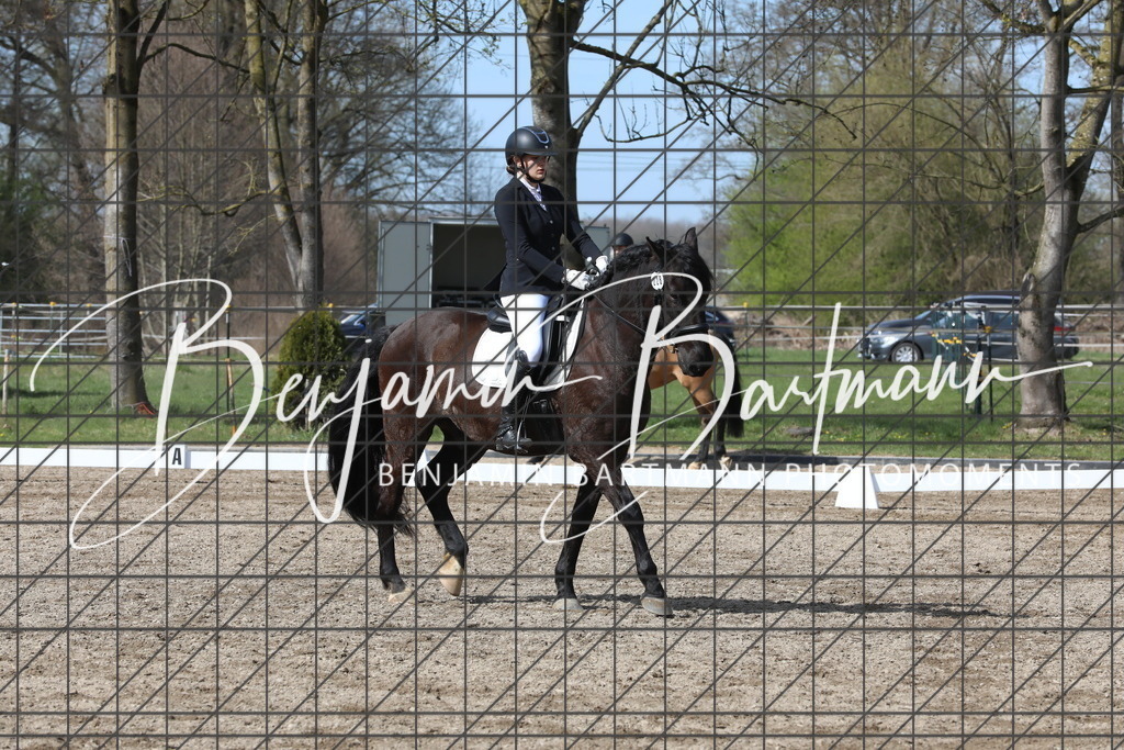 AZ2A3206 | Benjamin Bartmann Photomoments