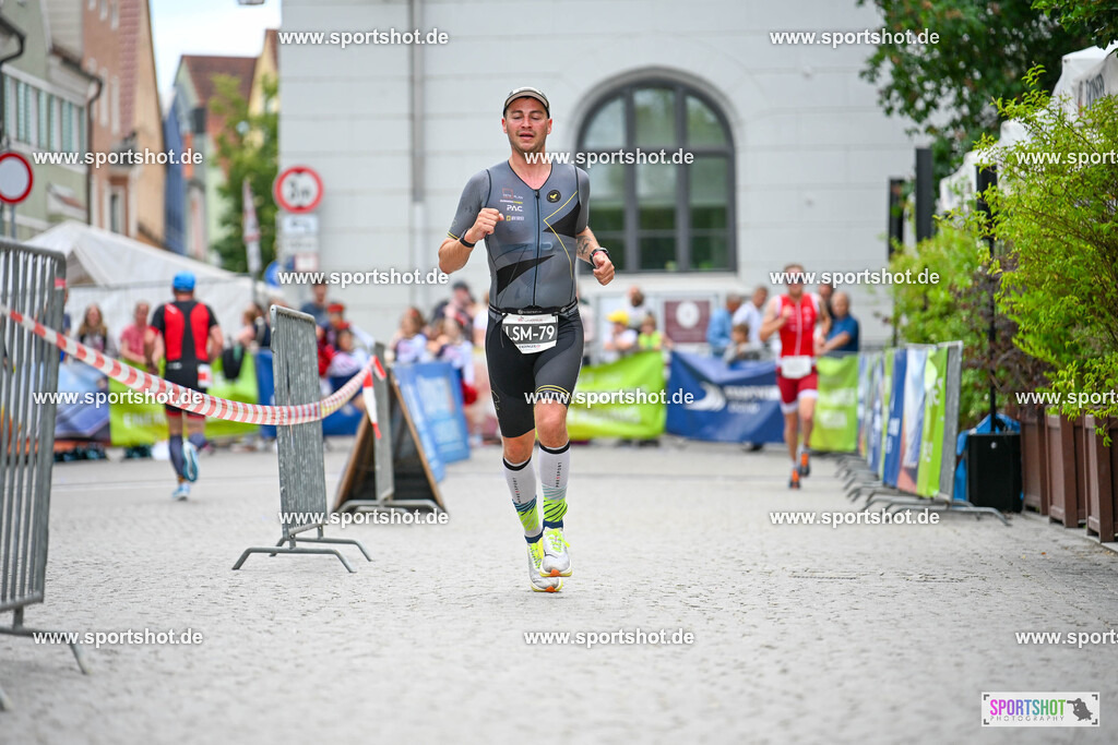 SZI_6135 | Stadttriathlon Erding 2025. #yourpictrs #sportshot_your_pictrs @Sportshotphotography #stadttriathlonerding Copyright: www.sportshot.de