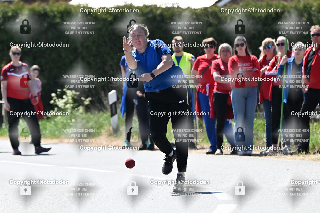 DSC_7642 | Hanna Eilts / UttelFrauen I Gummi