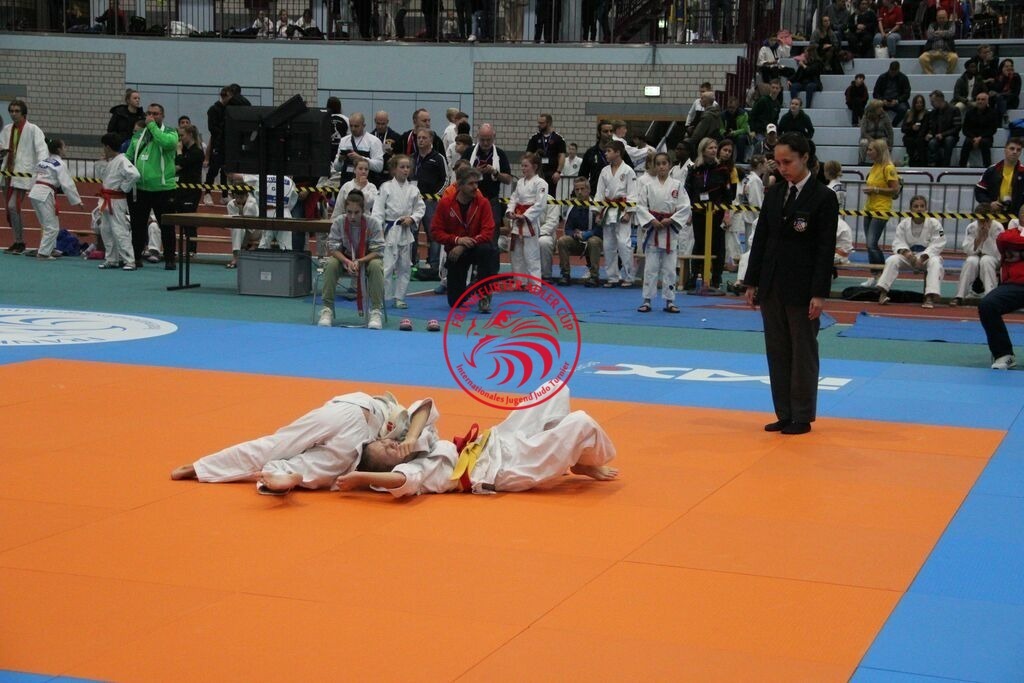 IMG_3150 | Fotos vom Adler Cup - Pictures from Adler Cup

Hier findet Ihr alle Eindrücke und großen Momente der Adler Cup Wochenenden. Here you will find all impressions and great moments of the Adler Cup weekends. - Realisiert mit Pictrs.com