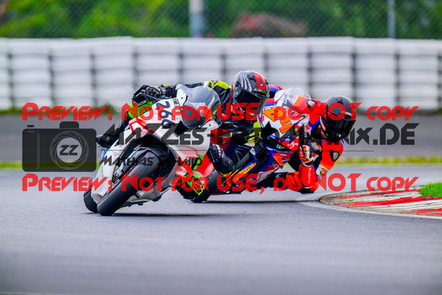 MaZZes_FotoMatrix_240910_6007705_2-72 | WEISS