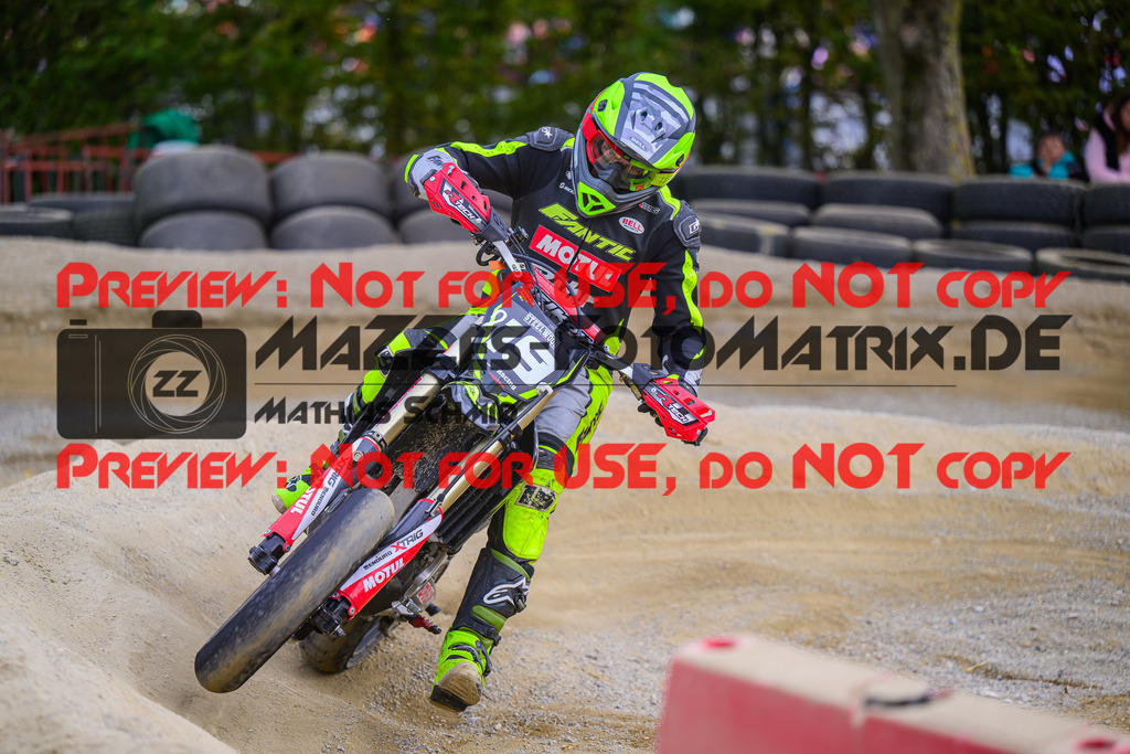 MaZZes_Fotomatrix_20241006_6021986_2148 | SENIOR