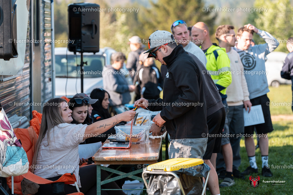 fuernholzer_250501-C2-5 | Fotografische Impressionen von der Red Stag Enduro Extreme by fuernholzer-photography.com. Endurosport in Österreich fotografisch festgehalten von fuernholzer. Auftragsfotografie für Private, Gewerbefotos und Industriefotografie. Eventfotografie, Sportfotografie und Motorsportfotografie. Anbieter von Fotoworkshops, Fototraining, fotografischen Vorträgen und Fotoseminaren.