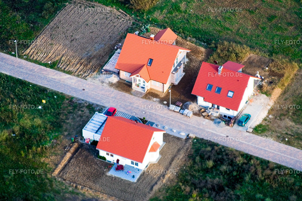 Neubaugebiet im O | Luftbild: Neubaugebiet im O im Ortsteil Schaidt in Wörth im Bundesland Rheinland-Pfalz in Deutschland. Foto: IMG_4200.jpg vom 29.09.2006 durch Werner Riehm/FLY-FOTO.de - Realisiert mit Pictrs.com