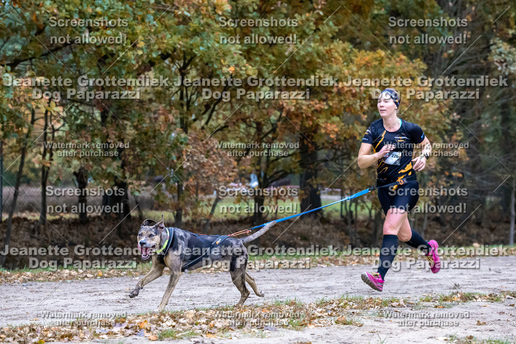 Dog Paparazzi - SD CaniX Championship 2025-140 | Dog Paparazzi Jeanette Grottendiek Fotografie & Videografie - Realisiert mit Pictrs.com