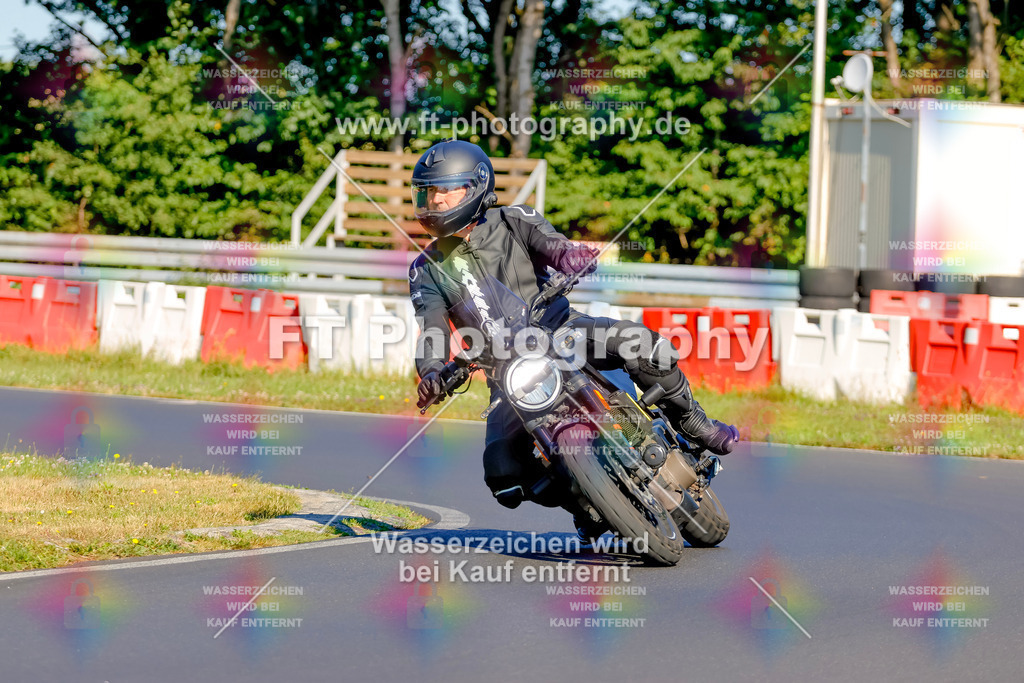 _MOT5296 | Hier findet Ihr Bilder von Touristenfahrten auf der Nürburgring Nordschleife oder von anderen Veranstaltungen die ich besucht habe. Viel Spass beim Durch Schauen 