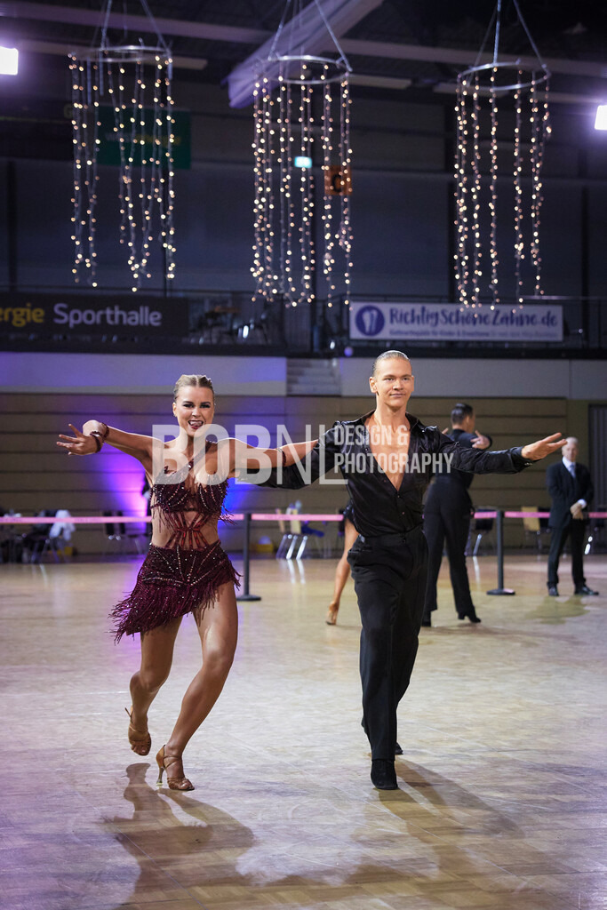Winter Dance Festival | Mülheim a.d. Ruhr - 14.12.2025: Winter Dance Festival in Mülheim a.d. Ruhr (Westenergiehalle), Germany. Photo by: BobNL design &amp; photography  - Realisiert mit Pictrs.com