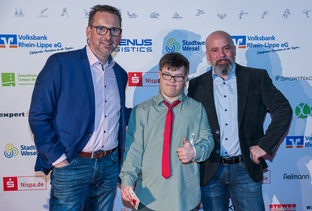 top-top.de250214-083 | Die 3. Weseler SportNacht, die große Sportgala mit Ehrungen der Weseler Sportler des Jahres 2024 findet am Freitag, den 14.02.2025 im Festzelt an der Rheinpromenade statt.Foto: Erwin Pottgiesser